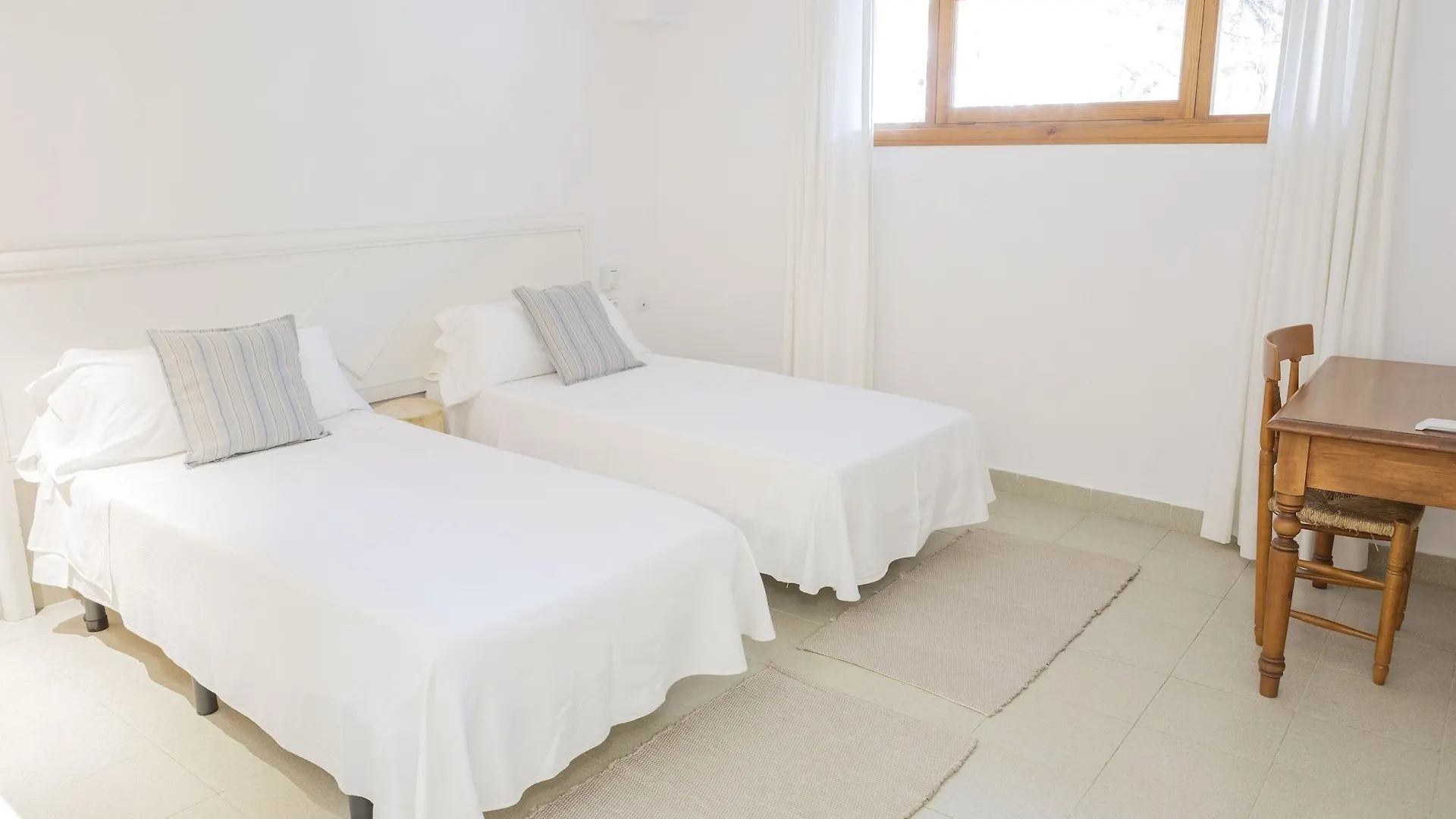 Aparthotel Es Baulo Petit Hotel Can Picafort