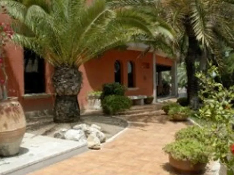 Aparthotel Es Baulo Petit Hotel Can Picafort